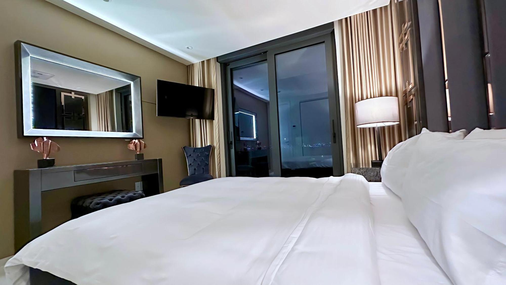 Mullet Bay Suites - Your Luxury Stay Awaits Cupecoy  Esterno foto